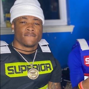 Meet your Posher, Ray